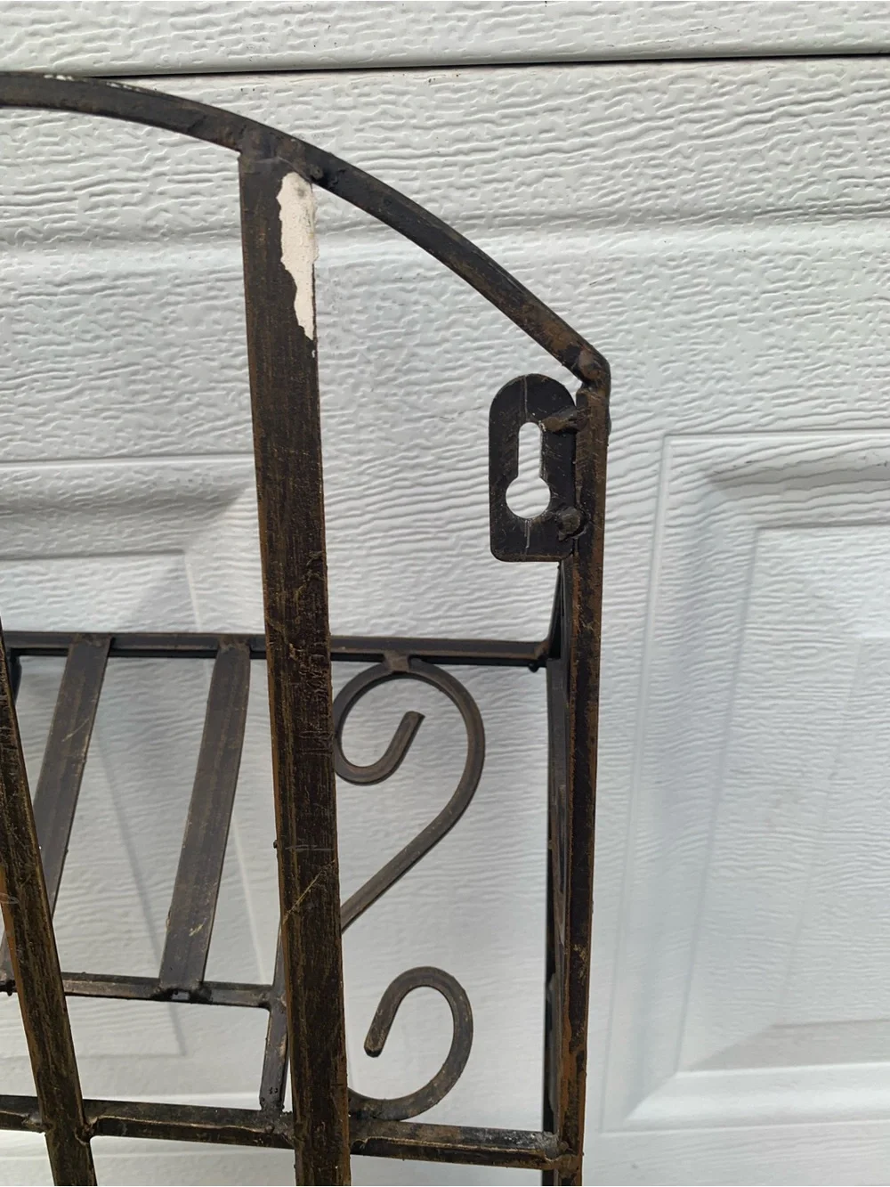 Vintage Wrought Iron Wall Rack 3 Tier Shelf Fruit Tile Mail Magazine Organizer